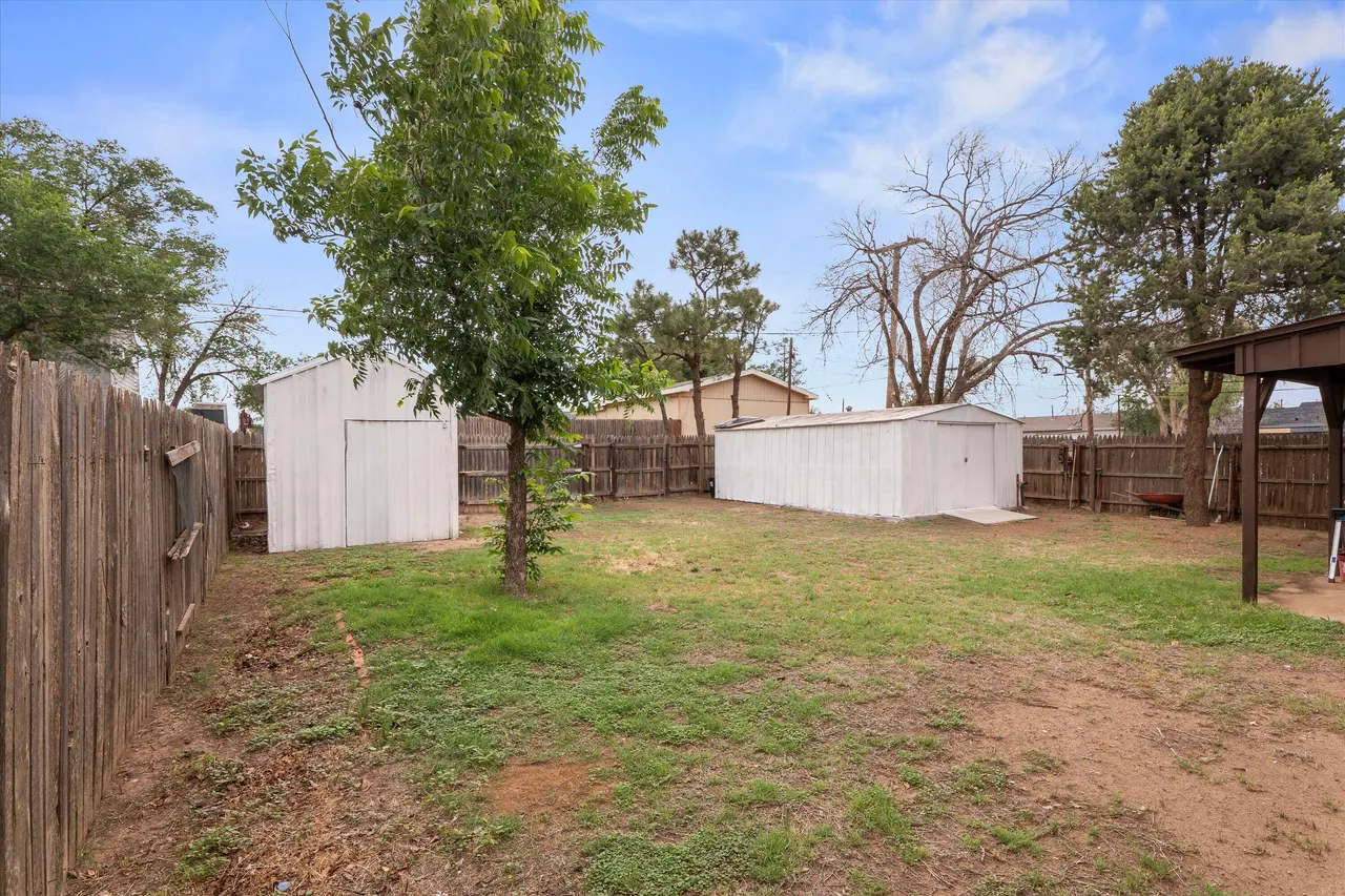Photo 24 — 1206 Avenue J, Levelland, TX 79336