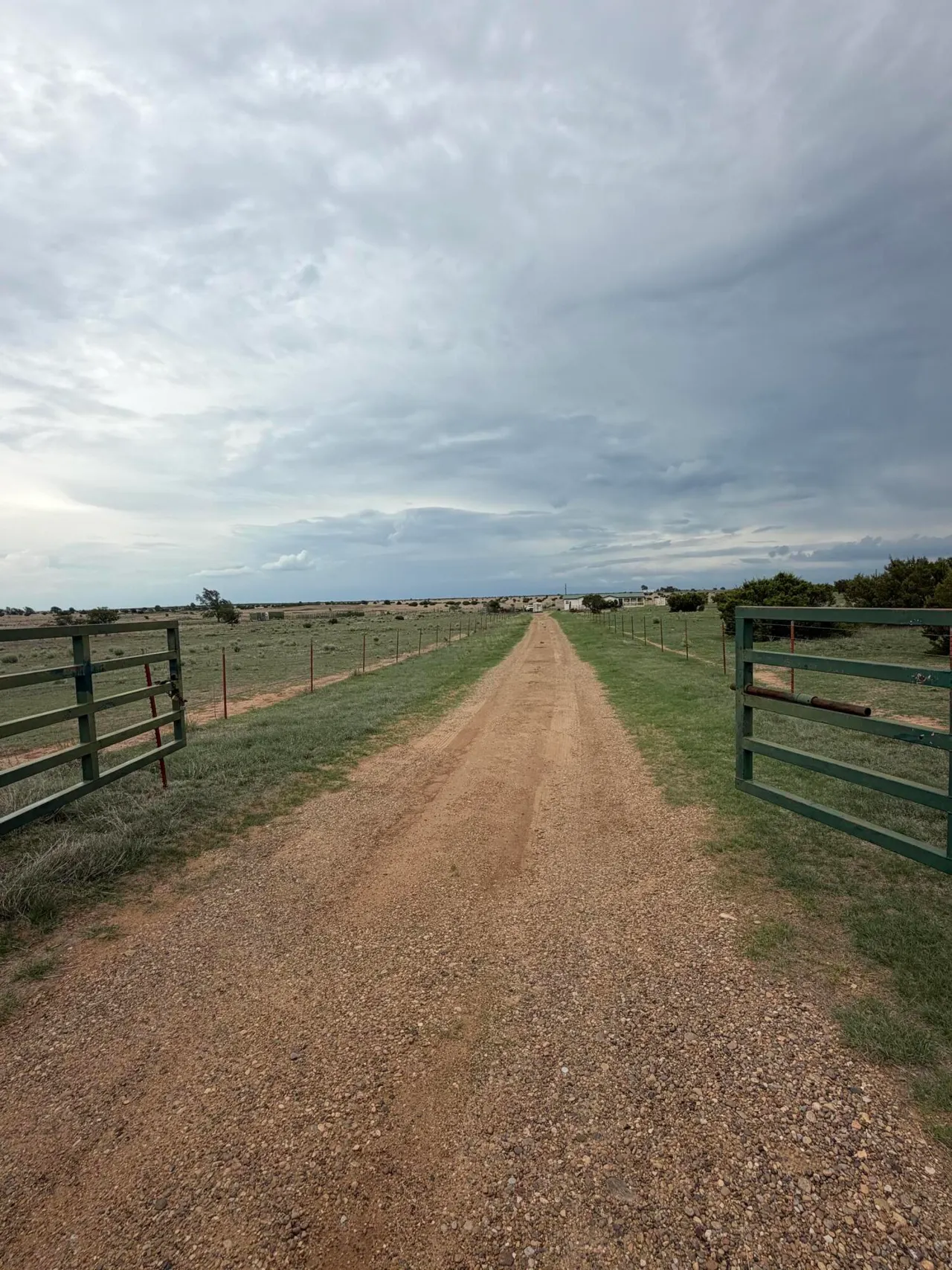 Front exterior — 4000 State Highway 70, Clarendon, TX 79226