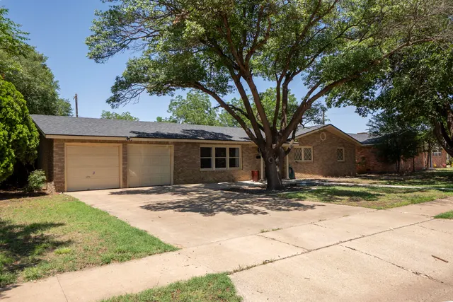 Photo 2 — 3604 48th Street, Lubbock, TX 79413