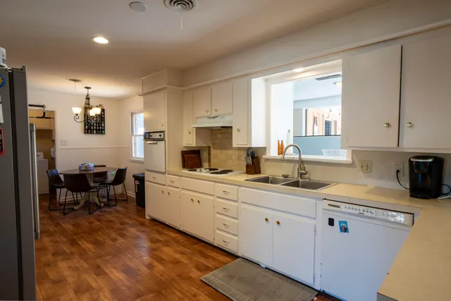 Photo 7 — 3604 48th Street, Lubbock, TX 79413