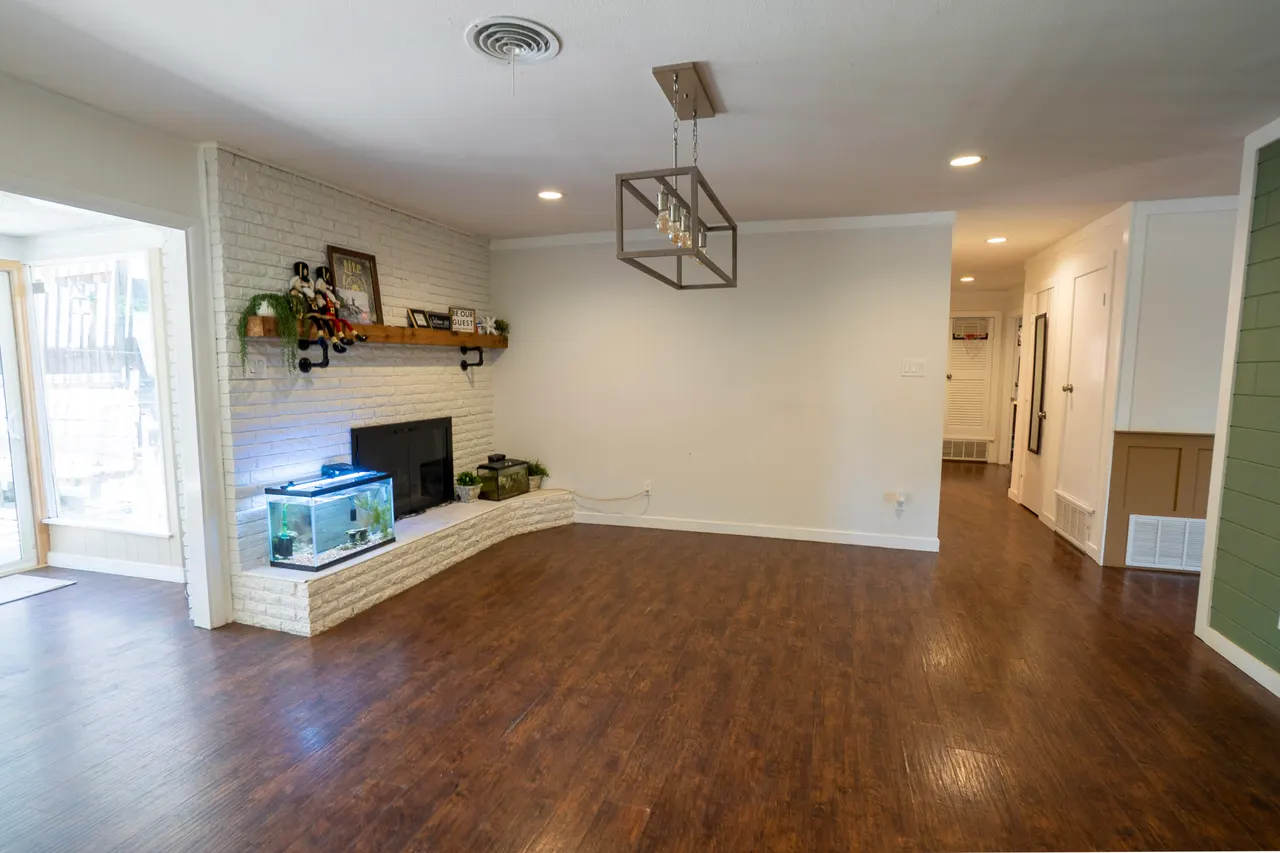Photo 10 — 3604 48th Street, Lubbock, TX 79413
