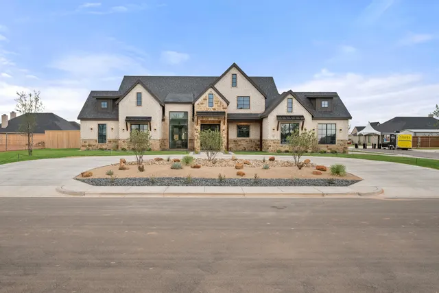 Photo 2 — 2902 151st Street, Lubbock, TX 79423