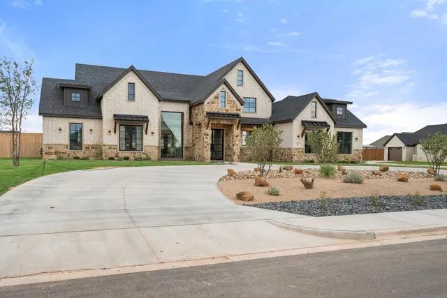 Photo 4 — 2902 151st Street, Lubbock, TX 79423