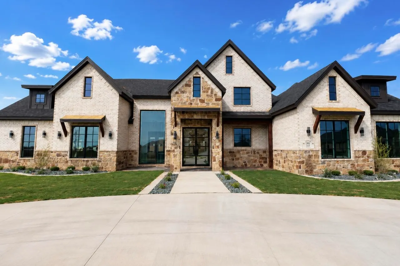 Photo 43 — 2902 151st Street, Lubbock, TX 79423