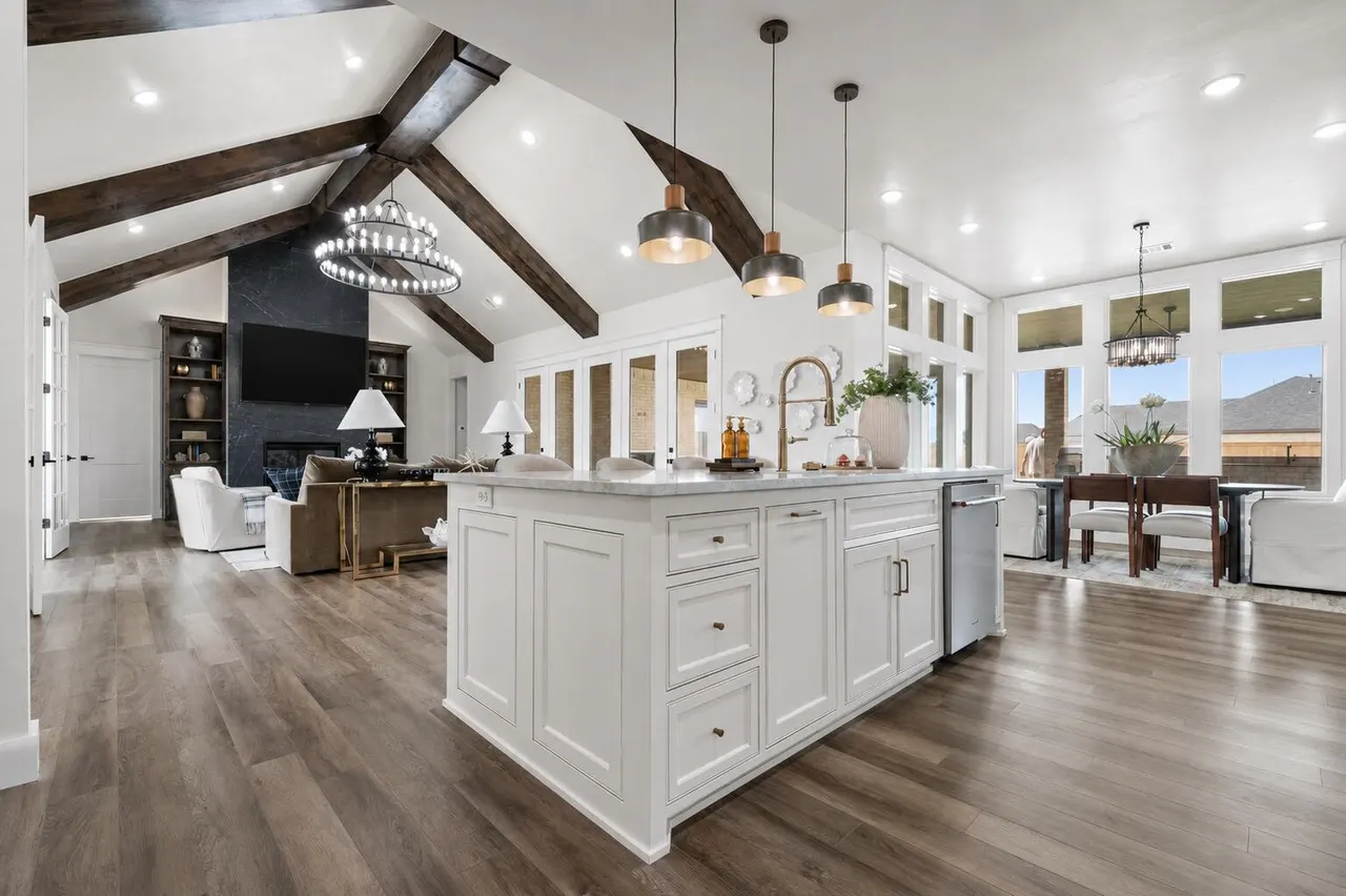 Photo 10 — 2902 151st Street, Lubbock, TX 79423
