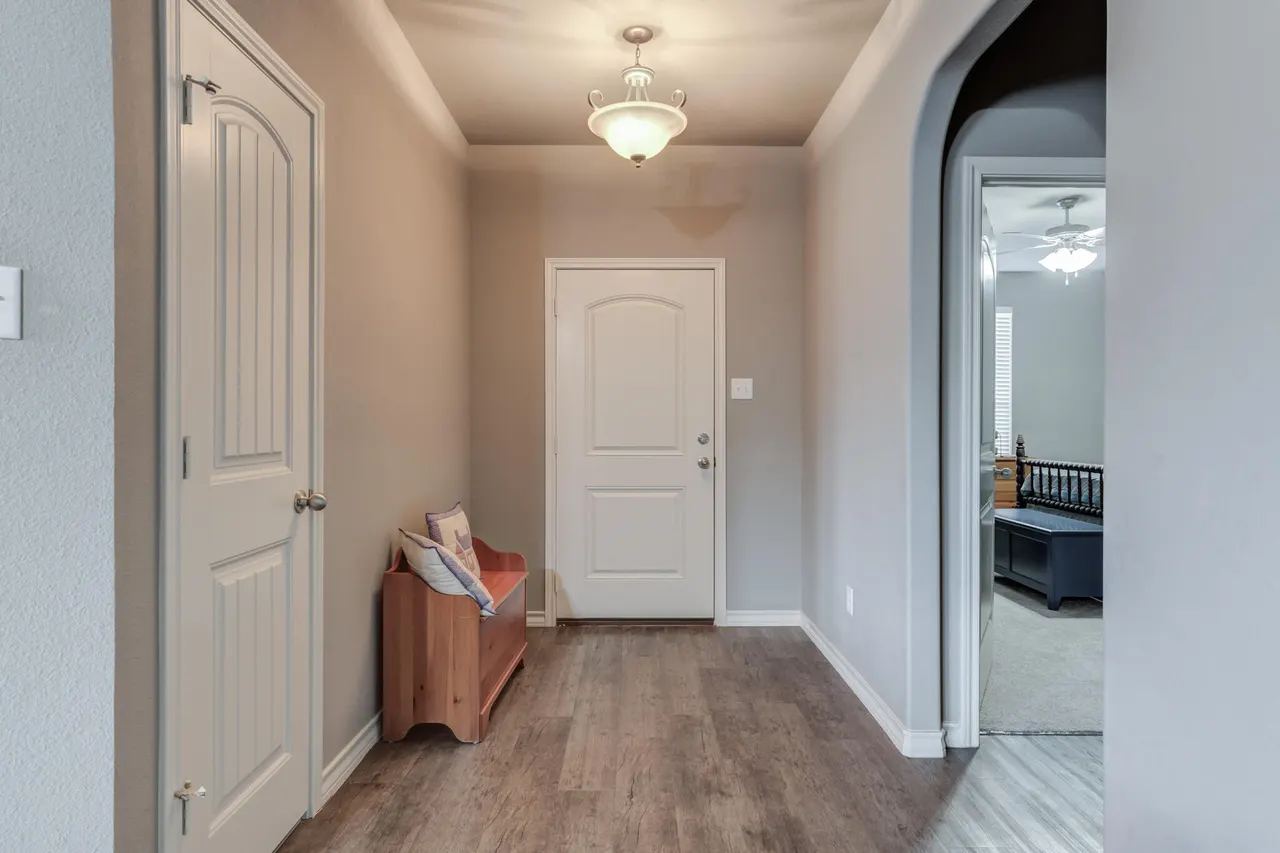 Photo 8 — 5219 Kemper Street, Lubbock, TX 79416