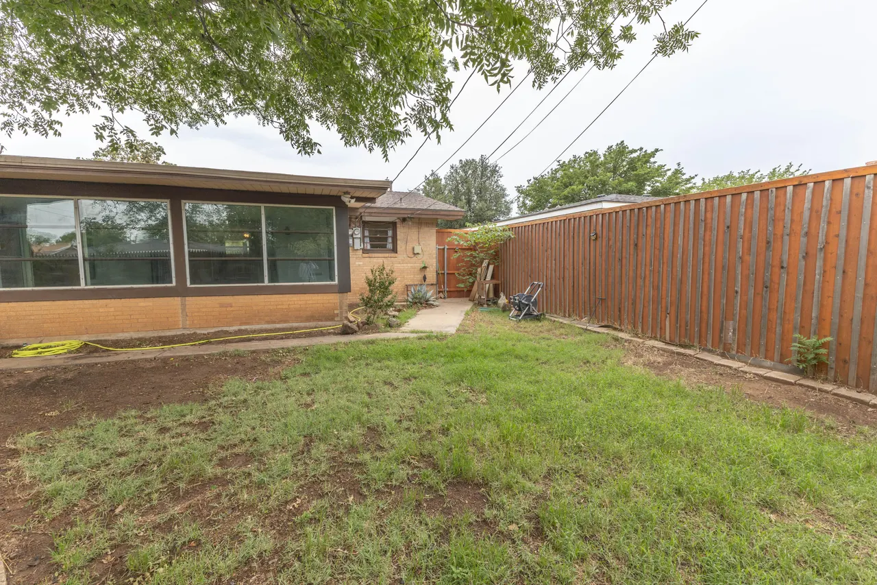 Photo 16 — 4310 47th Street, Lubbock, TX 79413