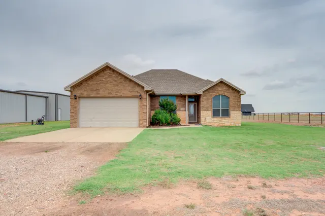 Front exterior — 1194 Farm To Market Road 211, Wilson, TX 79381