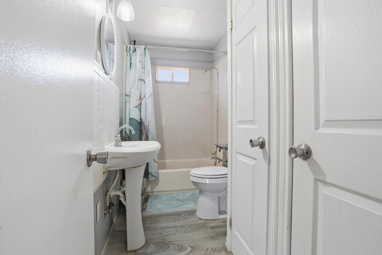 Photo 12 — 2104 W 26th Street, Plainview, TX 79072
