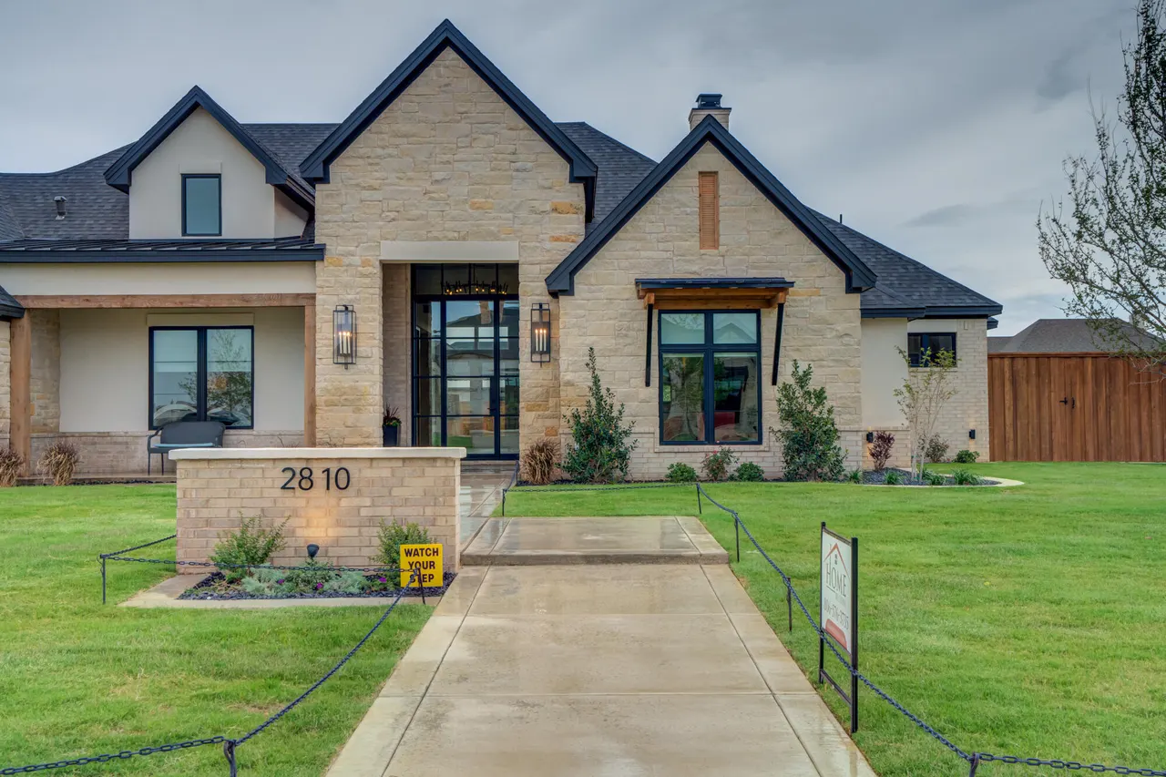 Photo 3 — 2810 151st Street, Lubbock, TX 79423