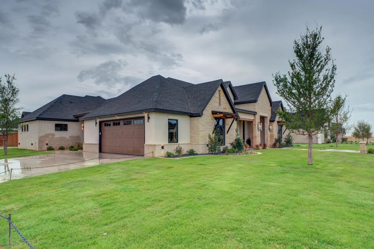 Photo 10 — 2810 151st Street, Lubbock, TX 79423