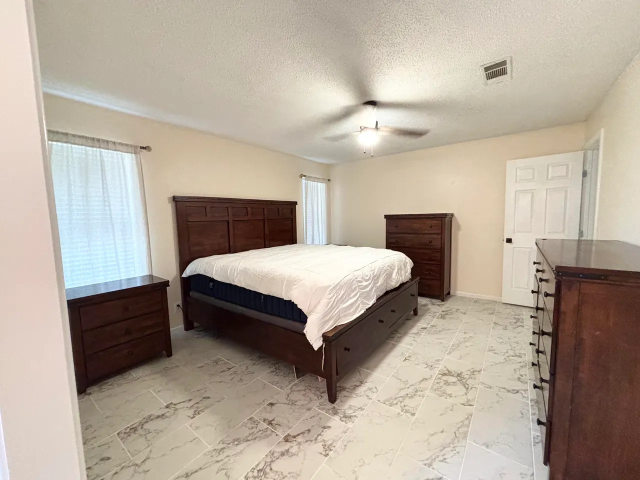 Photo 11 — 5726 37th Street, Lubbock, TX 79407