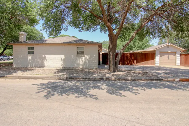Photo 5 — 3702 48th Street, Lubbock, TX 79413