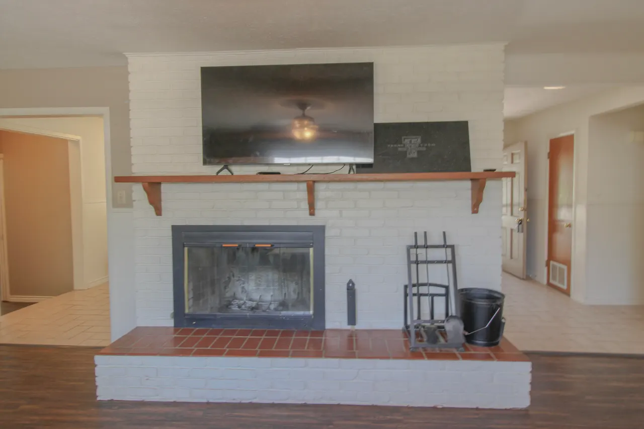 Photo 13 — 3702 48th Street, Lubbock, TX 79413