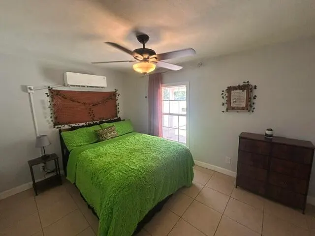Photo 10 — 2402 26th Street, Lubbock, TX 79411