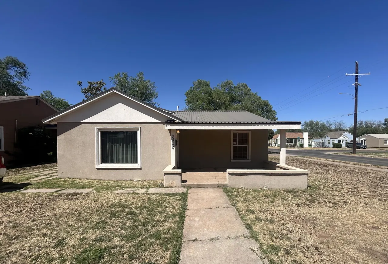 Front exterior — 2402 26th Street, Lubbock, TX 79411