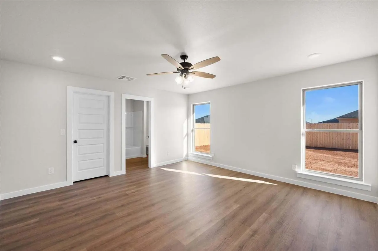 Photo 13 — 7451 28th Street, Lubbock, TX 79407