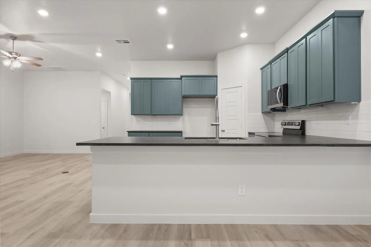 Photo 8 — 12003 Ironton Avenue, Lubbock, TX 79424