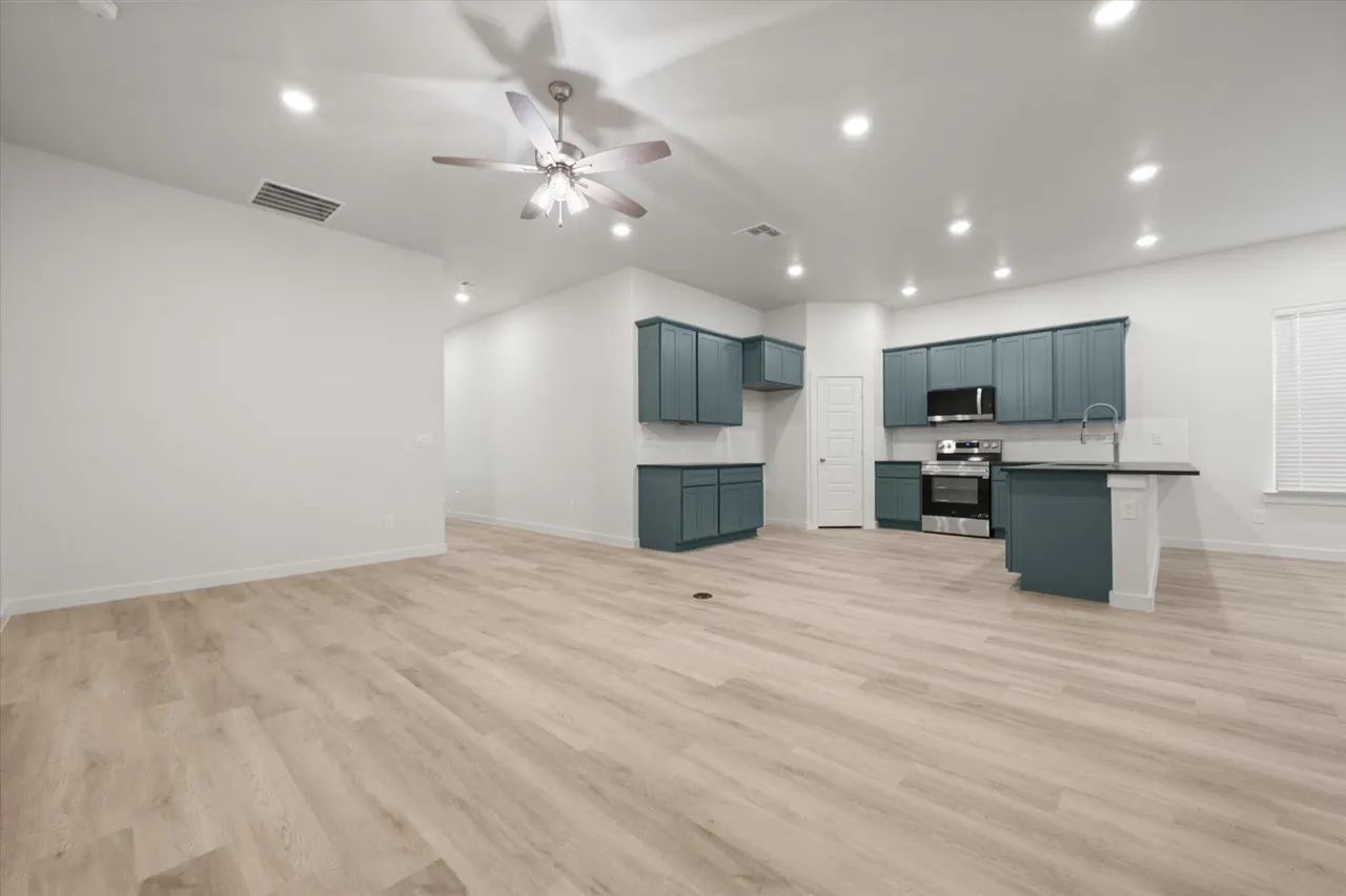 Photo 6 — 12003 Ironton Avenue, Lubbock, TX 79424