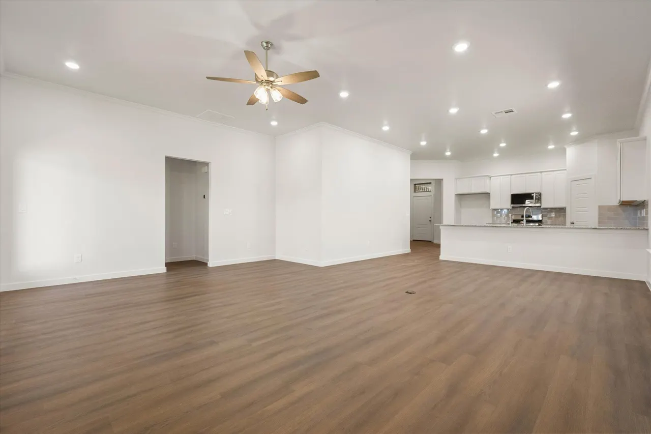 Photo 9 — 7019 16th Street, Lubbock, TX 79416