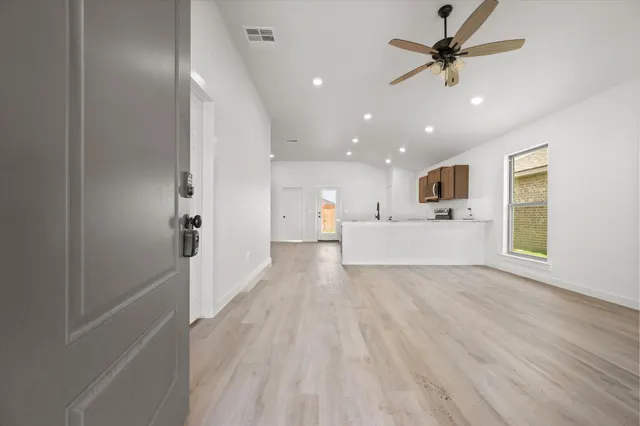 Photo 4 — 5636 Rice Street, Lubbock, TX 79416