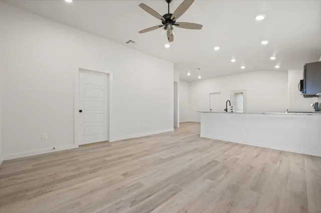 Photo 6 — 5636 Rice Street, Lubbock, TX 79416