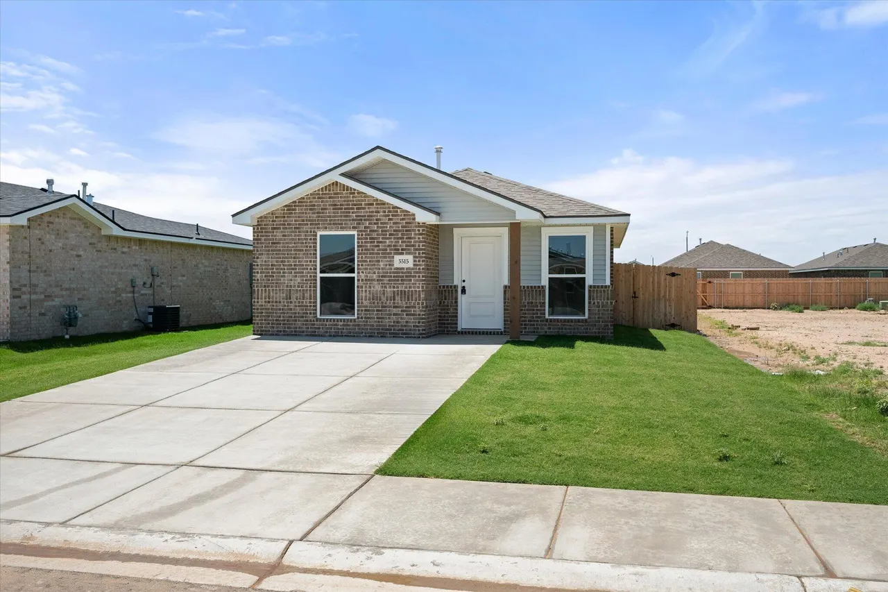 Photo 3 — 5515 Smith Street, Lubbock, TX 79416