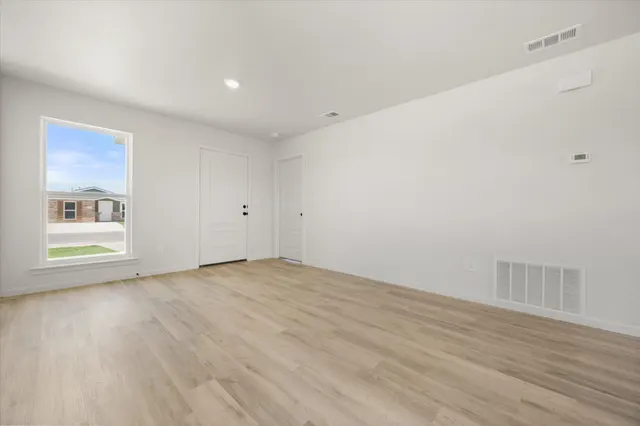 Photo 7 — 5515 Smith Street, Lubbock, TX 79416