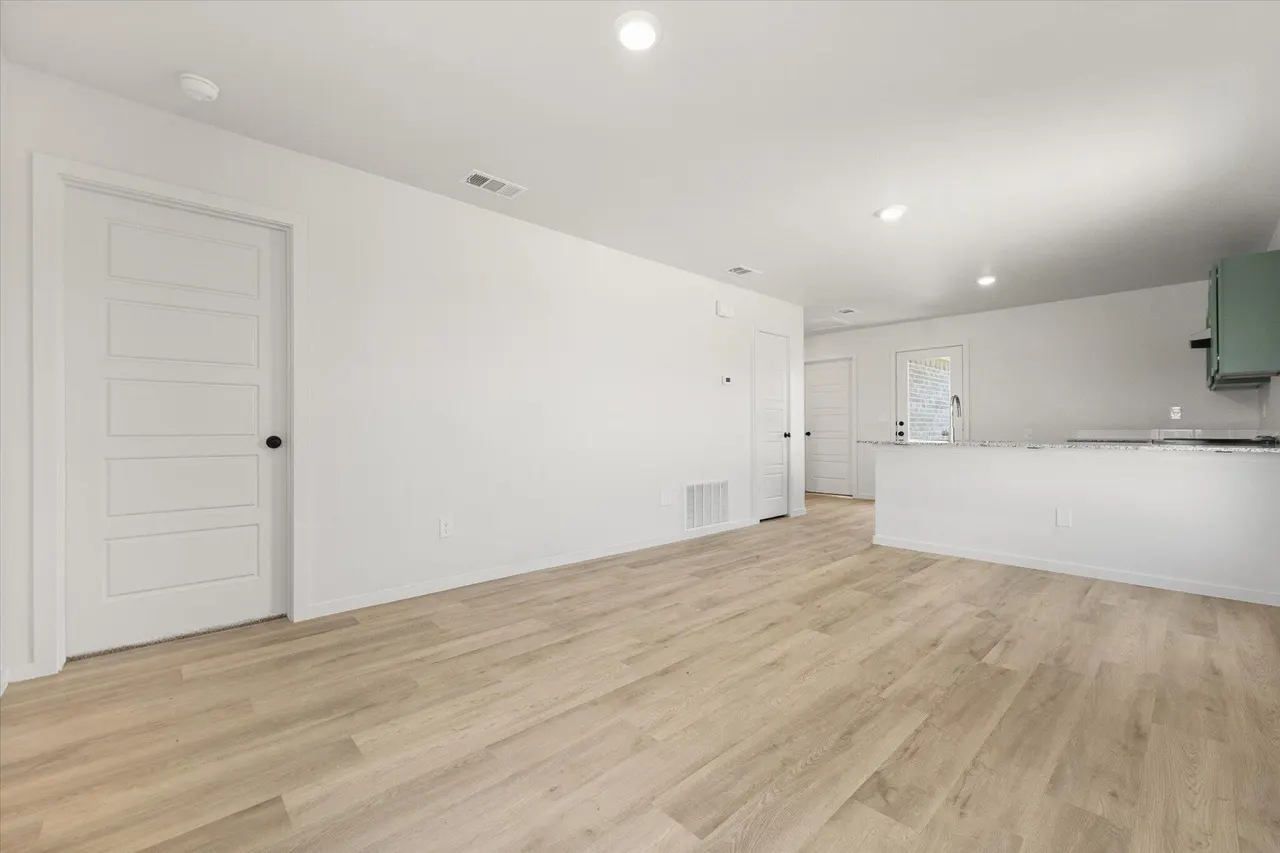 Photo 6 — 5515 Smith Street, Lubbock, TX 79416