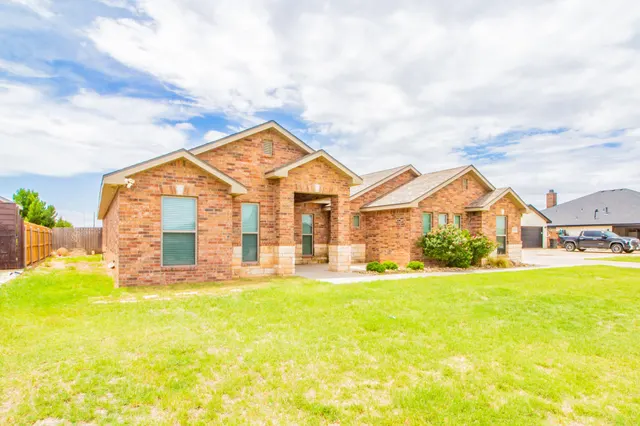 Photo 2 — 3009 128th Street, Lubbock, TX 79423