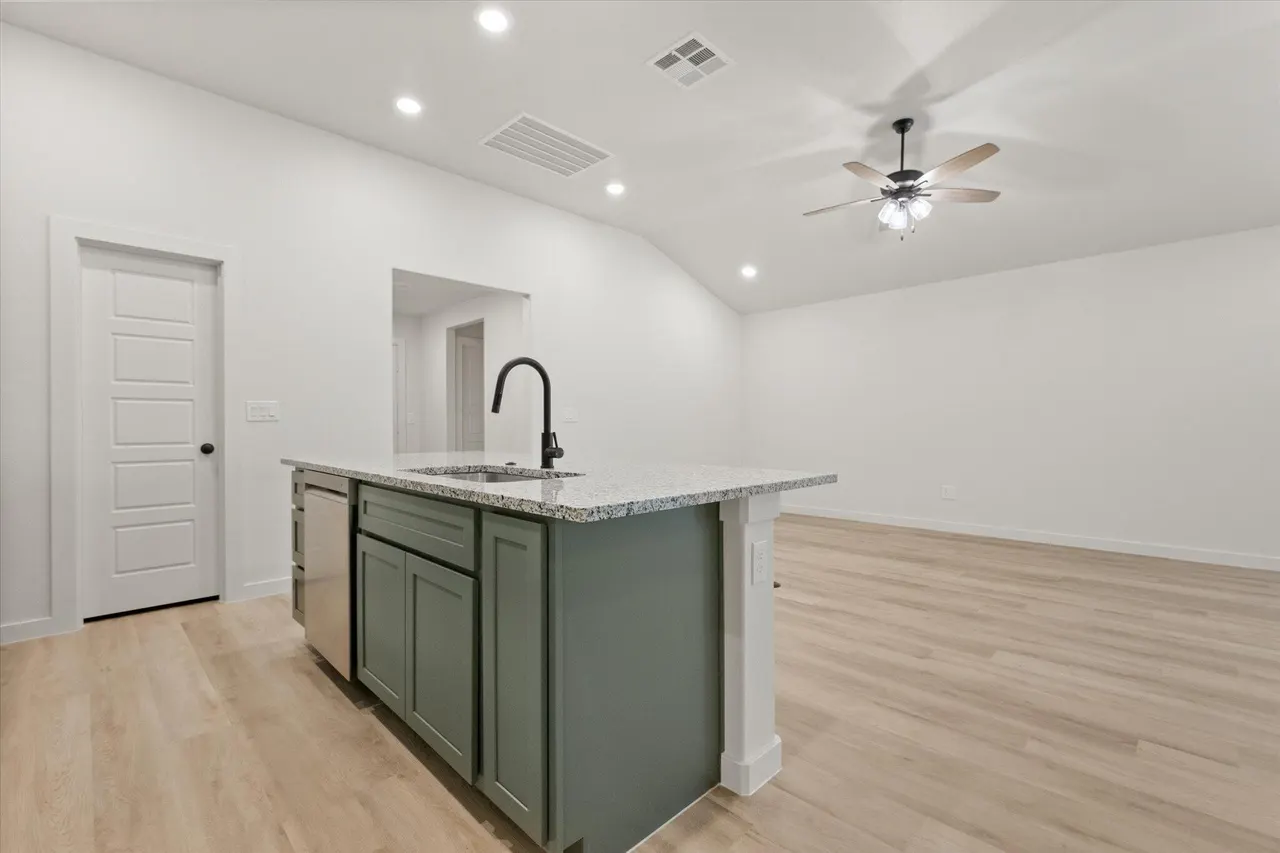 Photo 14 — 12003 Kewanee Avenue, Lubbock, TX 79424