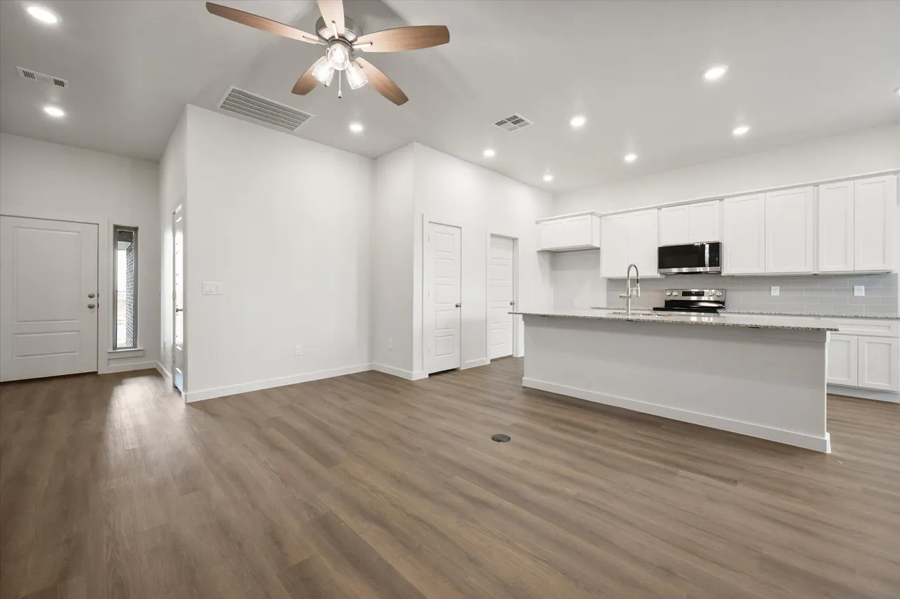 Photo 8 — 3023 137th Street, Lubbock, TX 79423