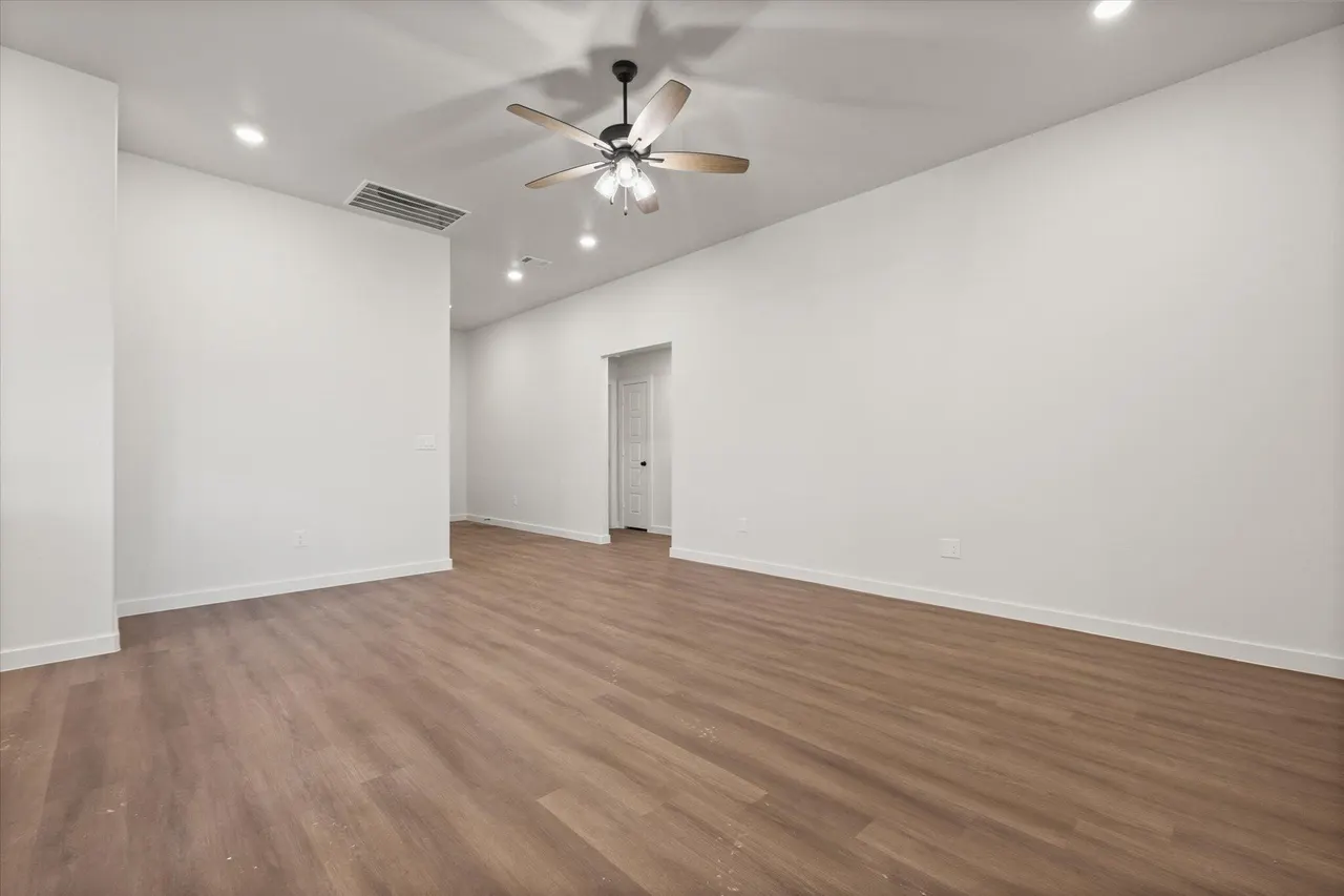 Photo 8 — 3021 137th Street, Lubbock, TX 79423