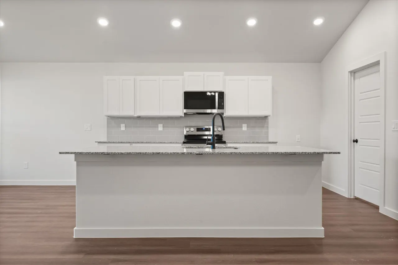 Photo 10 — 3021 137th Street, Lubbock, TX 79423