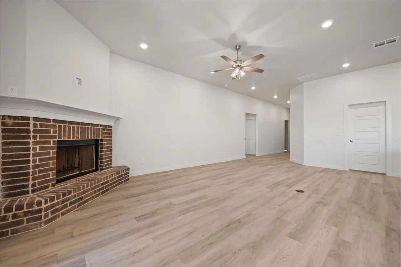 Photo 6 — 6105 121st Street, Lubbock, TX 79424