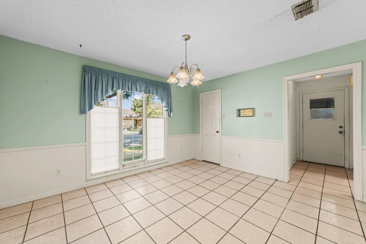 Photo 6 — 5012 93rd Street, Lubbock, TX 79424