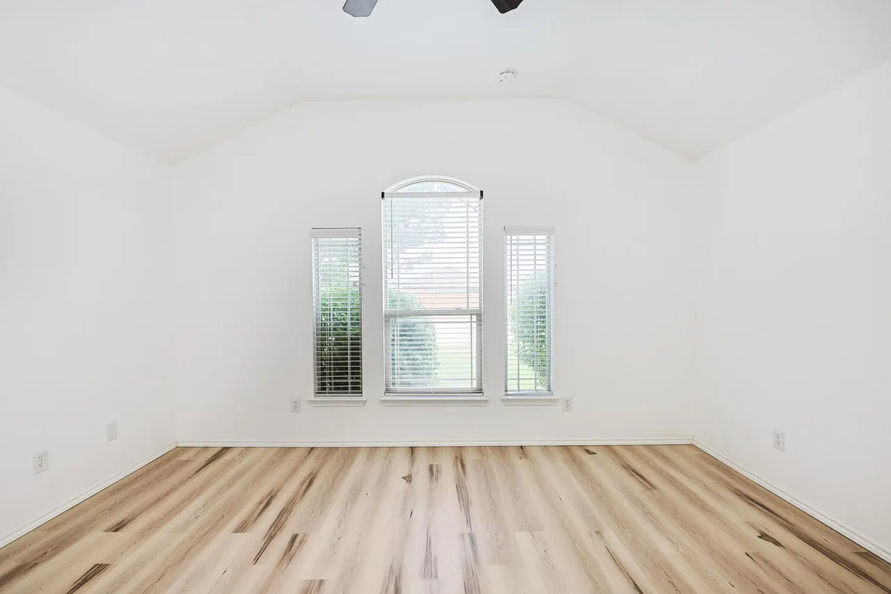 Photo 23 — 6906 37th Street, Lubbock, TX 79407