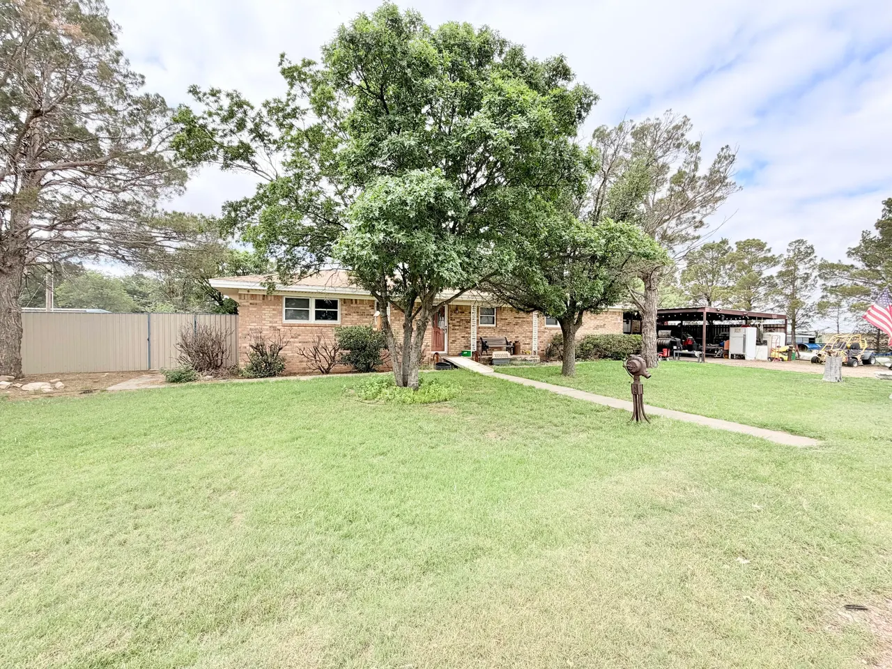 Photo 2 — 602 N 3rd St Street, Lorenzo, TX 79343