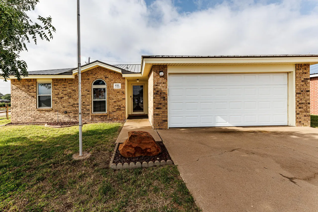 Front exterior — 6301 33rd Street, Lubbock, TX 79407