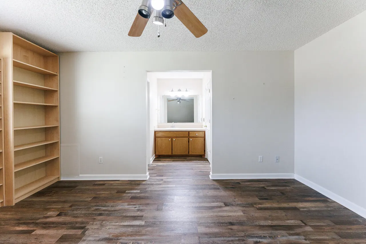 Photo 20 — 6301 33rd Street, Lubbock, TX 79407