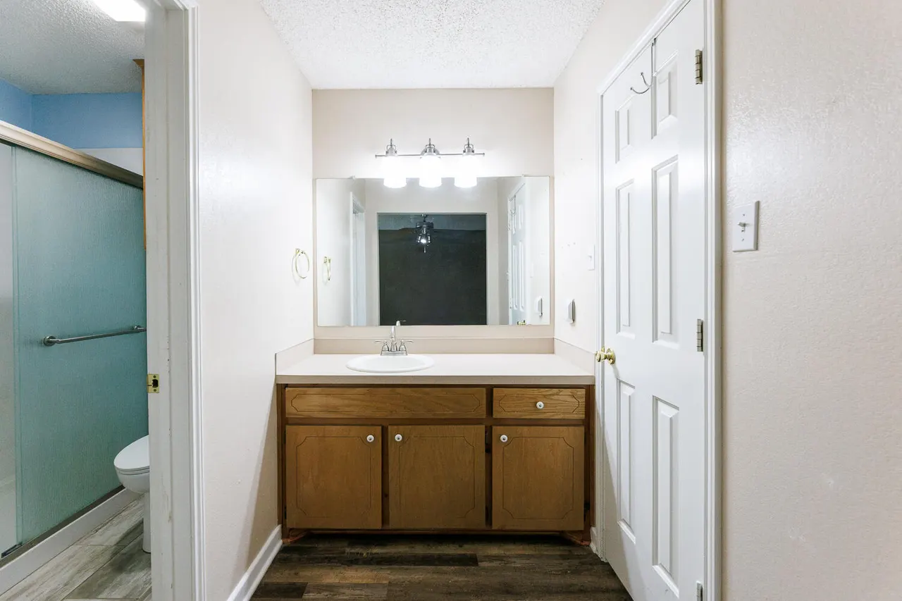 Photo 21 — 6301 33rd Street, Lubbock, TX 79407