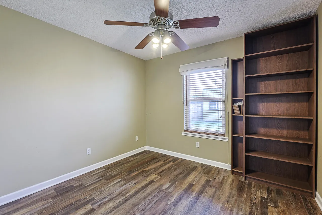 Photo 25 — 6301 33rd Street, Lubbock, TX 79407