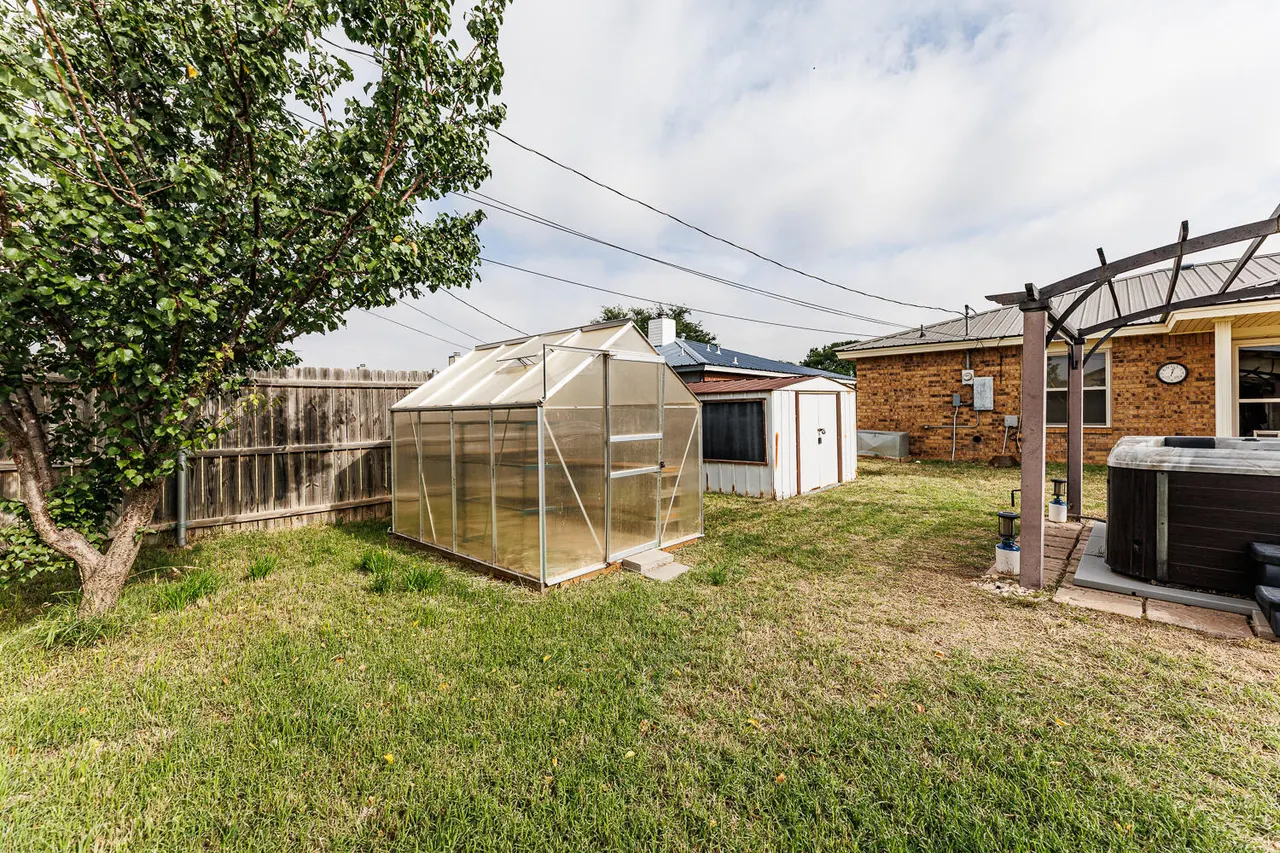 Photo 37 — 6301 33rd Street, Lubbock, TX 79407