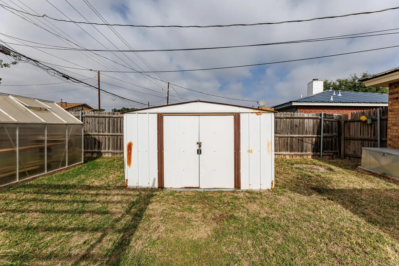 Photo 40 — 6301 33rd Street, Lubbock, TX 79407