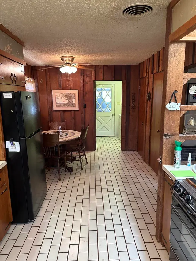 Photo 5 — 5417 7th Street, Lubbock, TX 79416