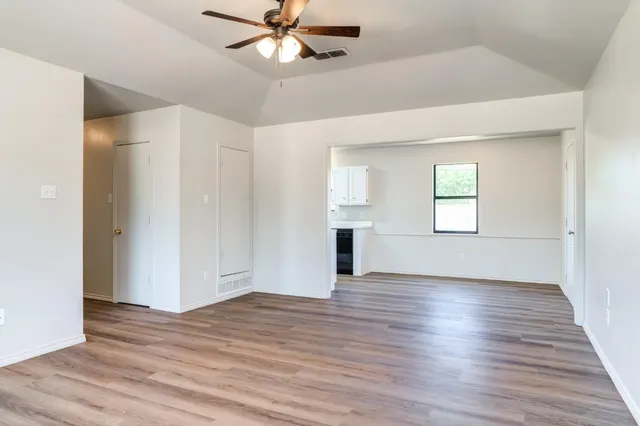 Photo 6 — 4421 Kemper Street, Lubbock, TX 79416