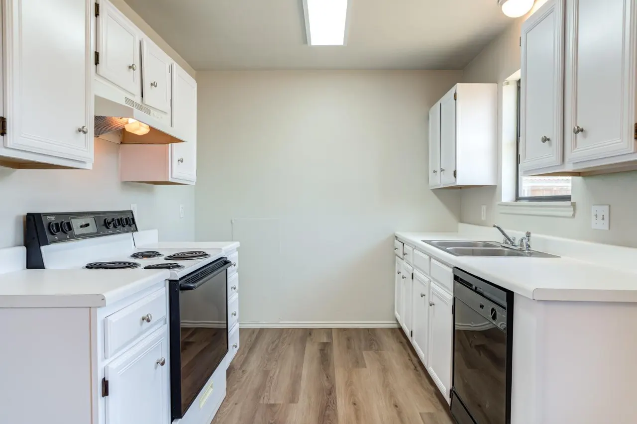 Photo 12 — 4421 Kemper Street, Lubbock, TX 79416