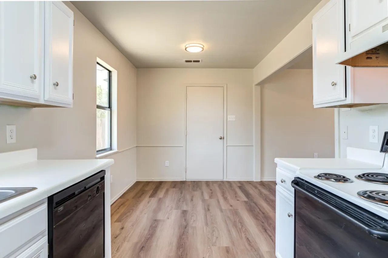 Photo 16 — 4421 Kemper Street, Lubbock, TX 79416