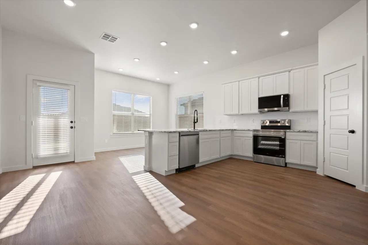 Photo 14 — 12004 Justice Avenue, Lubbock, TX 79424