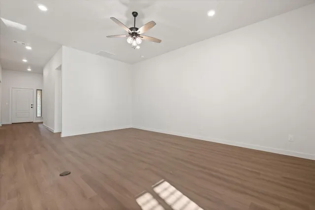 Photo 8 — 12004 Justice Avenue, Lubbock, TX 79424